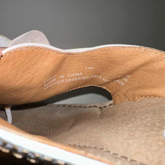 Clarks Artisan Flower Top Sandals LEATHER Clogs Mules Sandals Shoes Women SZ 11 - Picture 6 of 11